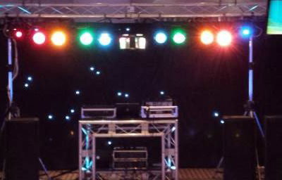 Black Platinum Disco Rig with large centrepiece, TVs and hi-tech DJ booth