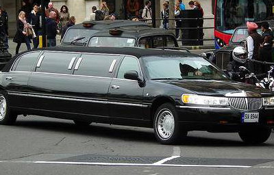Black Lincoln (Up to 8)