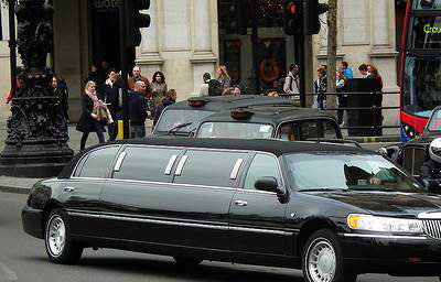 Black Lincoln (Up to 8)