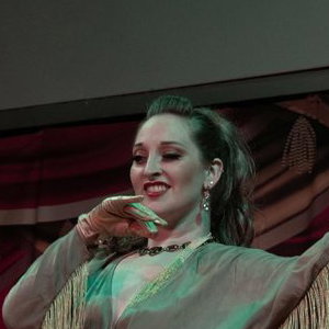 Doe Demure burlesque