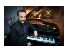 Pianist - Ed Alexander logo