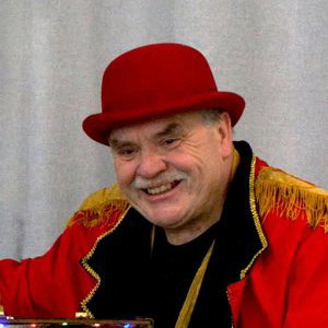 professor T's inchy tichy flea circus