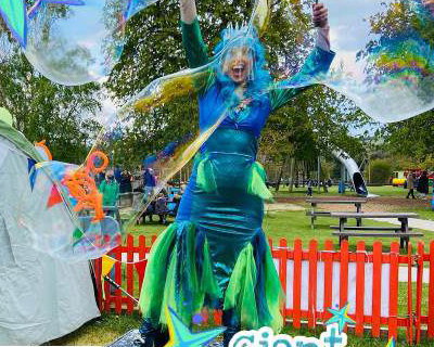 Giant Bubbles