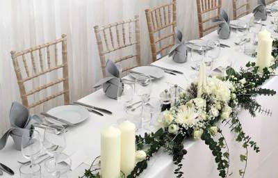Classic crockery, Verdi cutlery, Reserva glasses 2