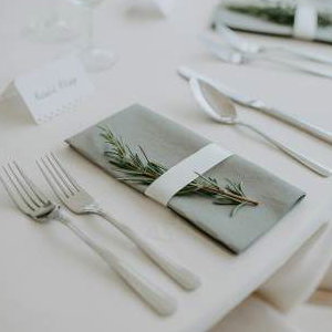 Harley cutlery, savoie glasses, Slate Duni napkins