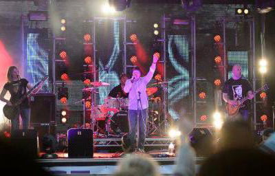 The Hazards Live on the big stage
