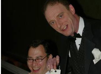 MIKE ALAN Close Up Magician