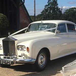 LWB Silver Cloud Rolls Royce wedding car
