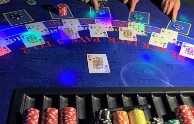 Blackjack fingers logo