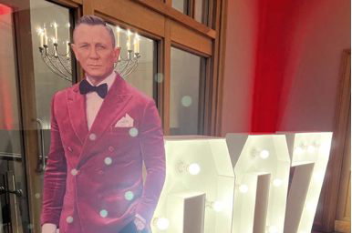 Daniel Craig 007s logo