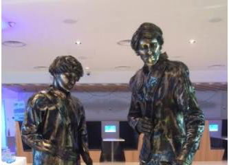 Still Living Statues