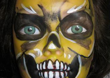 Wolfe Zombie Facepainting