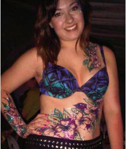 Body glitter art 