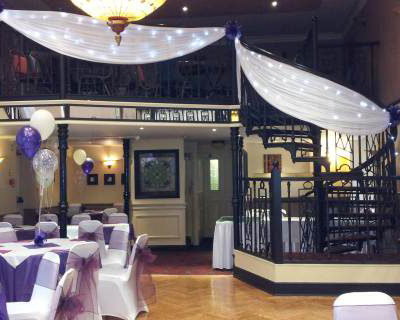 Full Room Dressing Complete with Swags & Lights