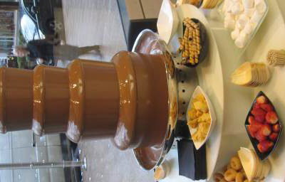 chocolate-fountain-hire-canary-wharf