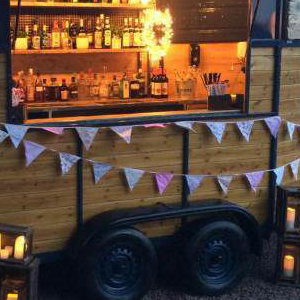 Horsebox bar