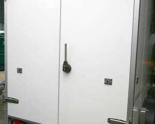 Rear Doors