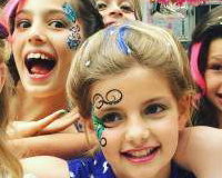 Giddy Diva divalicious 