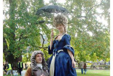 Bloomsbury Stilt Walkers