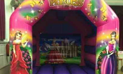 Bouncy Bouncy Boo Castle Hire