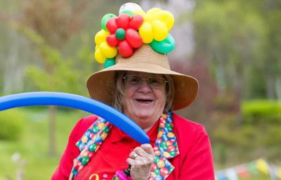 Rainbow Faces Ltd 2024 balloon modelling