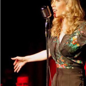 Jayne Darling Vintage Singer 