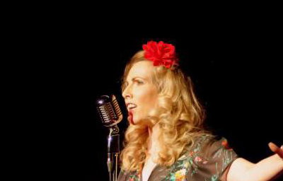 Jayne Darling Vintage Singer 