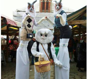 Stilt Walkers & Walkabout Characters