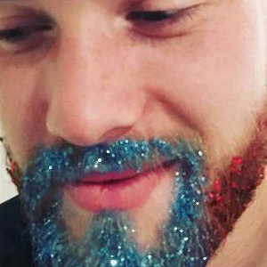 glitters face painting