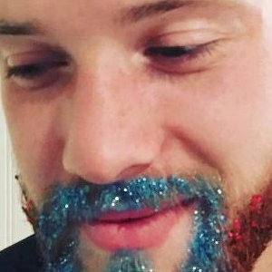 glitters face painting
