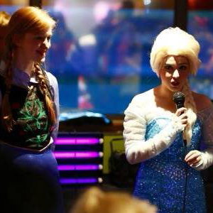 Elsa & Anna