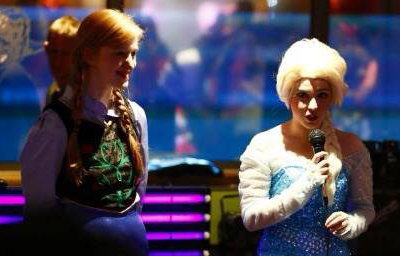 Elsa & Anna