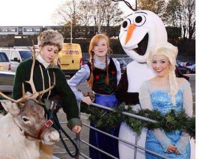 Elsa, Anna, Olaf, Sven and Elf!