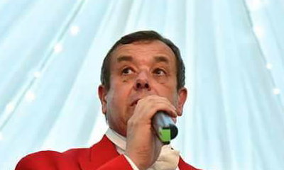 Toastmaster and Celebrant Paul Deacon