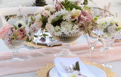 Floral table centre