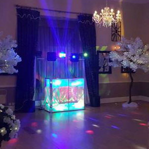 White Hart Wedding Setup