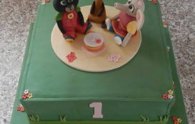 Cbeebies 1st Birthday Cake and Topper