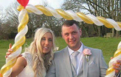 Balloon wedding frame