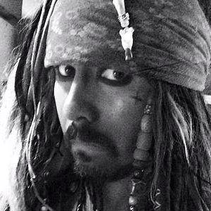 Even pirates take selfies