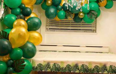 Organic Balloon Garland in Hertfordshire, Bedfordshire, Essex & surrounding areas. 