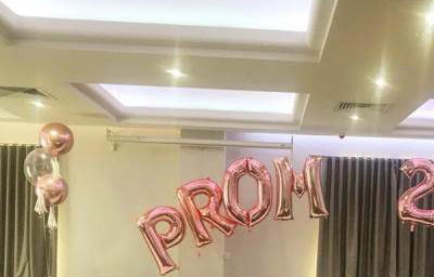 Prom Balloon Arch in Hertfordshire, Bedfordshire, Essex & surrounding areas. 
