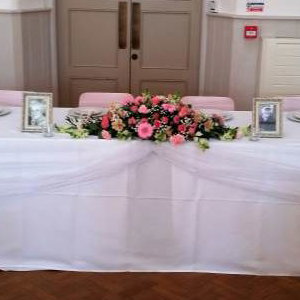 Top table swagging hire in Hertfordshire, Bedfordshire, Essex & surrounding areas.
