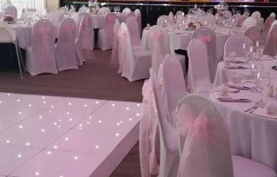 Chair cover & sash hire in Hertfordshire, Bedfordshire, Essex & surrounding areas. Perfect for weddings, birthdays & corporate events