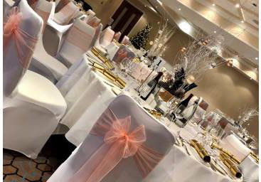 Chair cover & sash hire in Hertfordshire, Bedfordshire, Essex & surrounding areas. Perfect for weddings, birthdays & corporate events