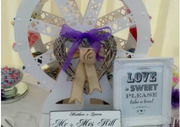 Sweet ferris wheel hire in Hertfordshire, Bedfordshire, Essex & surrounding areas. 
