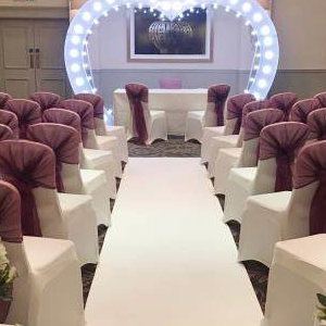 Wedding ceremony decor in Hertfordshire, Bedfordshire, Essex & surrounding areas. Perfect for weddings, birthdays & corporate events