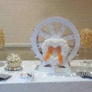 Sweet ferris wheel hire in Hertfordshire, Bedfordshire, Essex & surrounding areas. 