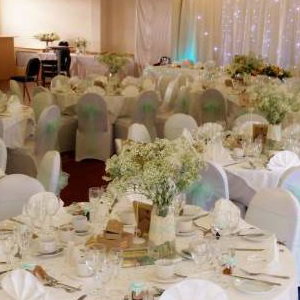 Chair cover & sash hire in Hertfordshire, Bedfordshire, Essex & surrounding areas. Perfect for weddings, birthdays & corporate events