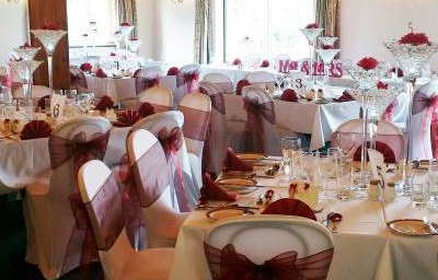 Chair cover & sash hire in Hertfordshire, Bedfordshire, Essex & surrounding areas. Perfect for weddings, birthdays & corporate events