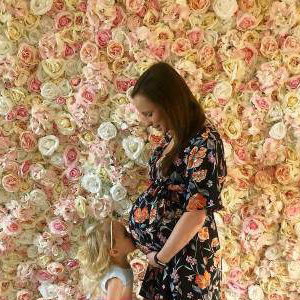 Flower Wall hire in Hertfordshire, Bedfordshire, Essex & surrounding areas. Perfect for weddings, birthdays & baby showers